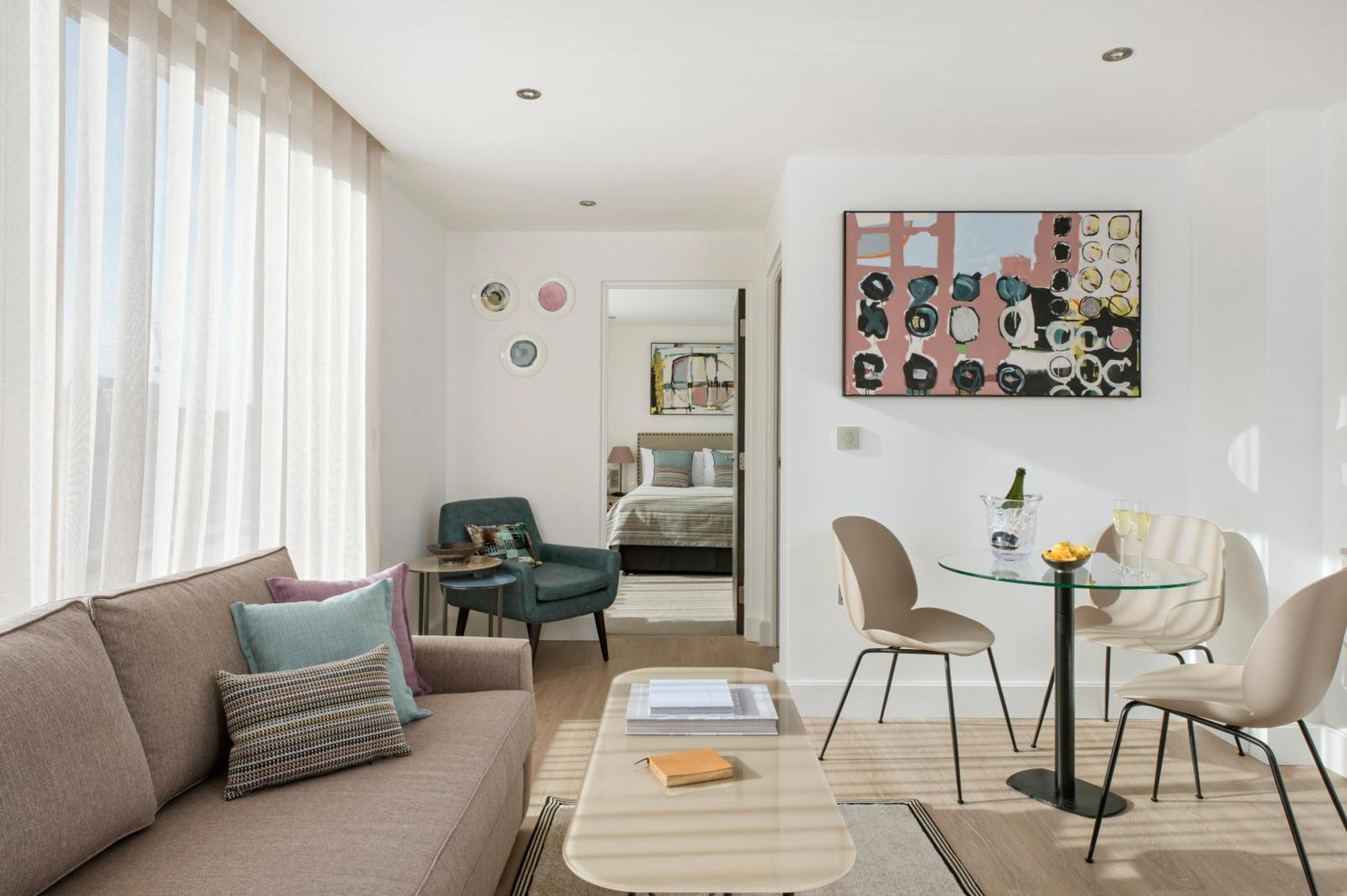 The Chronicle By Supercity 4* Londra